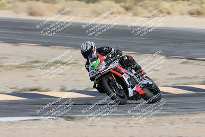 media/Nov-16-2025-Race Pace (Sun) [[8c5fa54630]]/Non Verified Riders (1st 20 Minutes)/2-Turn 10 (1010am)/